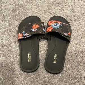 Size 6 MICHAEL KORS SANDALS